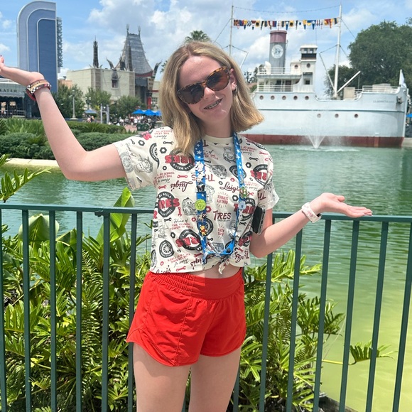 Meet your Posher, Simone - Picture 3 of 8